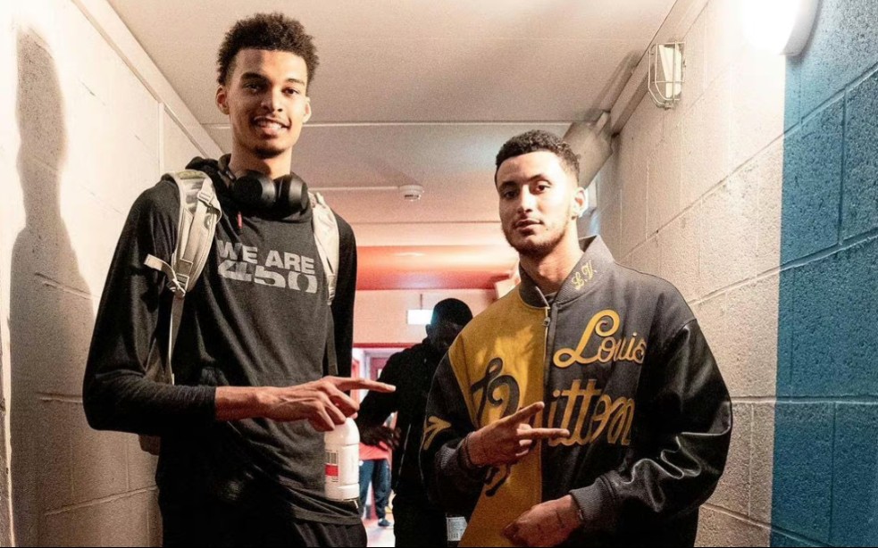 当版本强调 当版本强调